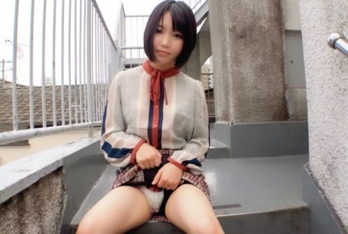 SIRO-3969 【初撮り】【純朴少女】【膣奥の快感】田舎から来た純朴少女はアパートの一室で絶頂アクメを記録される。人生初めての快感に零れるように出た言葉が… 応募素人、初AV撮影 103 かな 19歳 クレープ屋