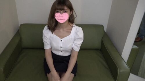 FC2PPV 2498495 アンケートだけと嘘をついてホテルに。ピュアな学生の服を脱がせ、下着を脱がせ・・最後は2連発発射！！！