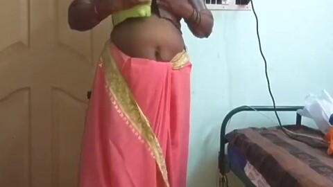 Horny Desi Indian Mature Aunty Sex