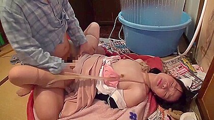 Housewife Tsubomi, 28 Years Old – Sensitive Milky Tits (crude) – Part.1